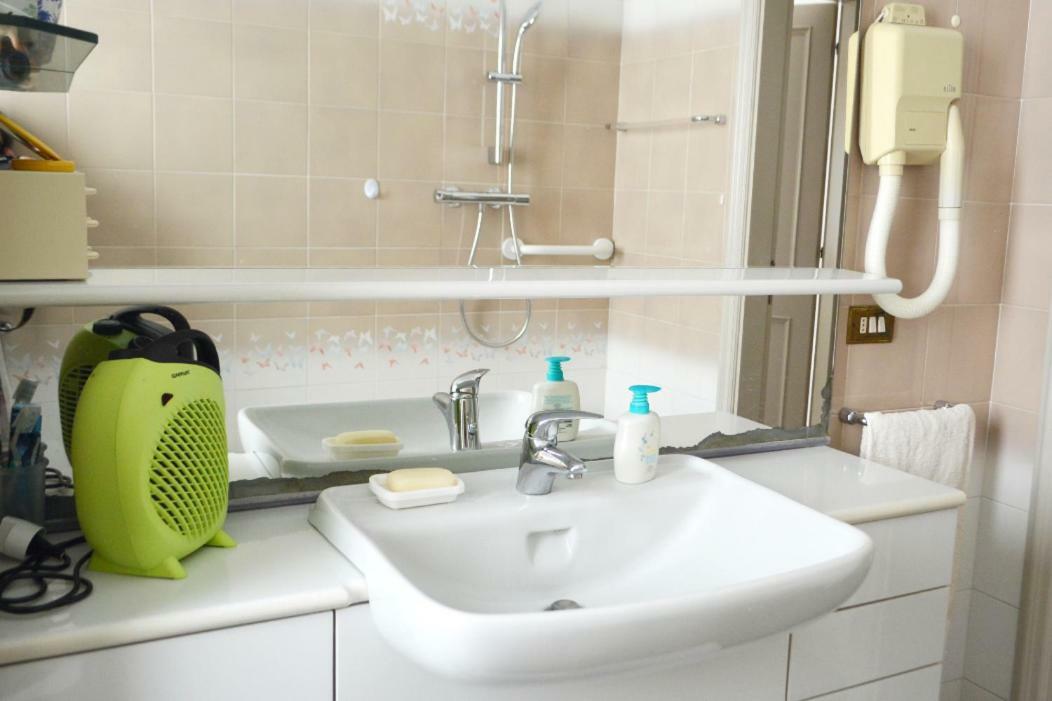 L'Alloggio Di Anna Maria Camera Con Bagno Privato Empoli Exteriér fotografie